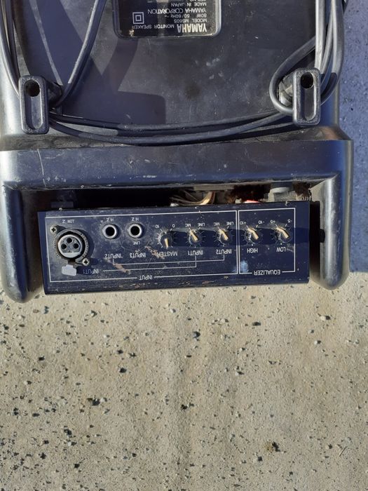 Se vinde Yamaha Monitor Speaker Model MS60S