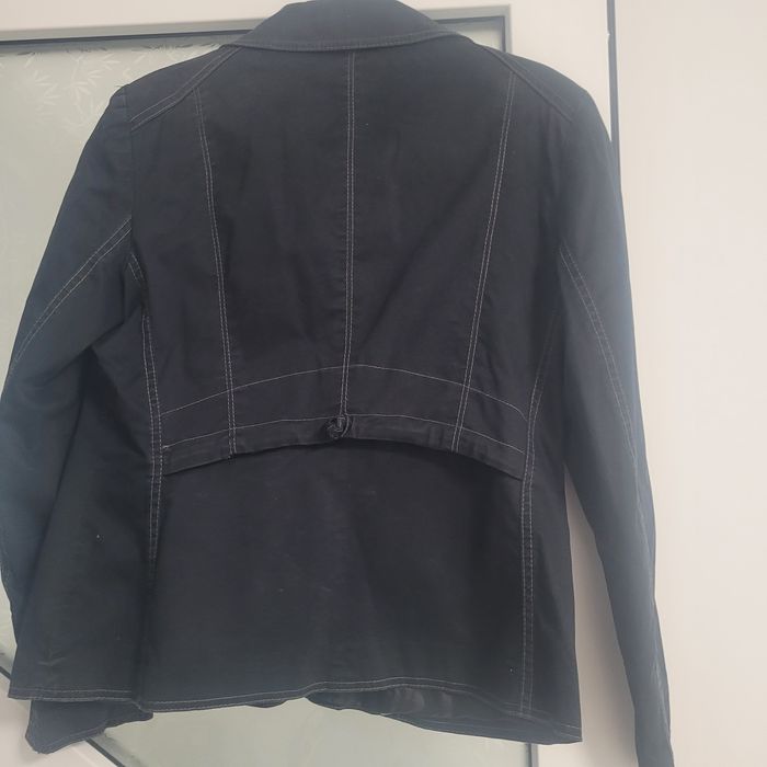 Jacheta dama primavara