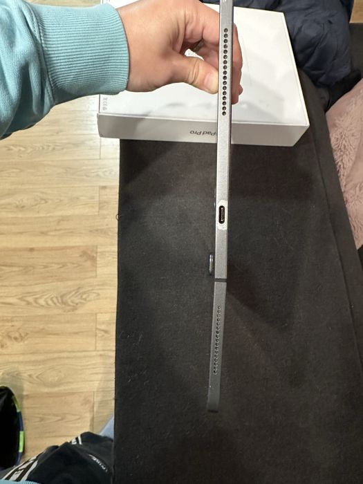 Apple iPad Pro 12.9 gen 4th 128gb cellular cutie