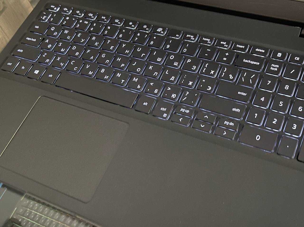 DELL Latitude 3510 Core i5-10210U ram 8 ssd 256