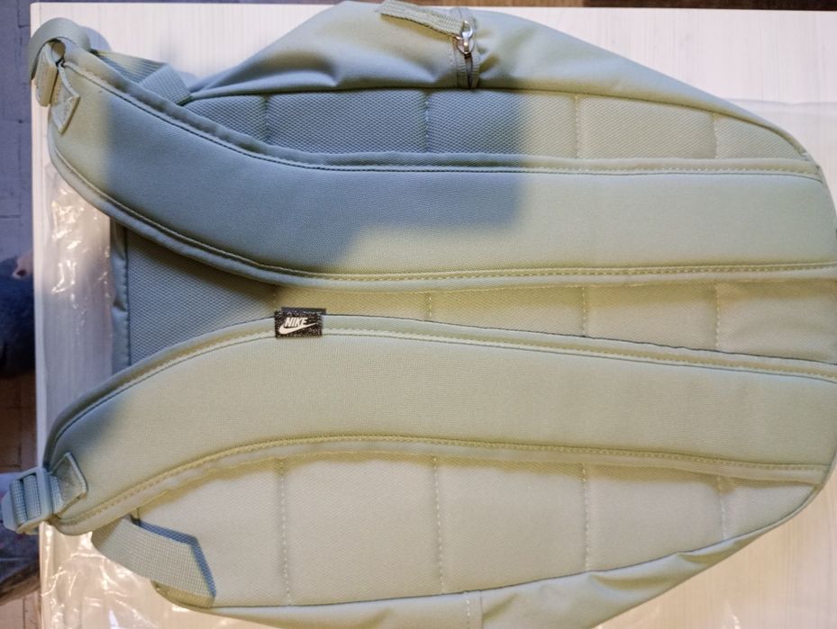 Спортна раница NIKE чисто нова с етикет