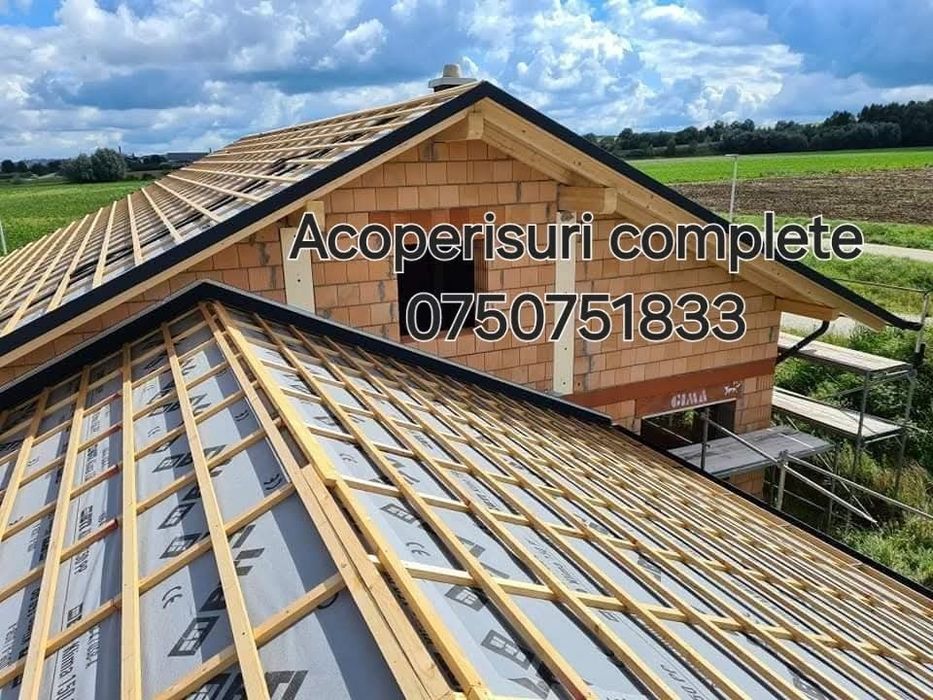 Suntem o firma dedicată construcției și renovării acoperișurilor. Echi
