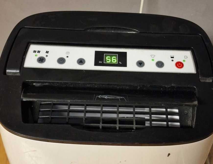 Влагоабсорбатор QUIGG 20л. / 24ч.