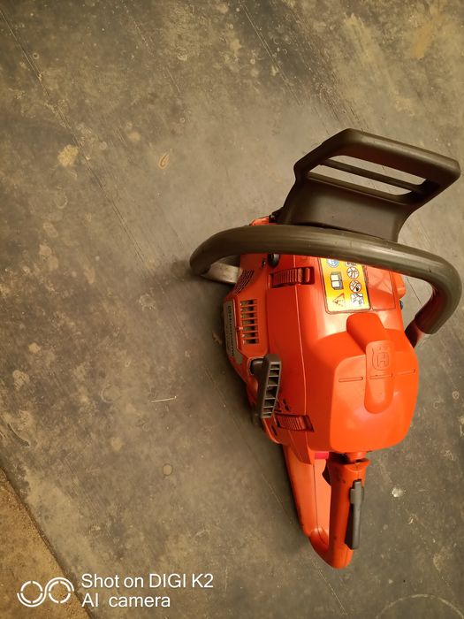 Vând drujba Husqvarna 357 XP