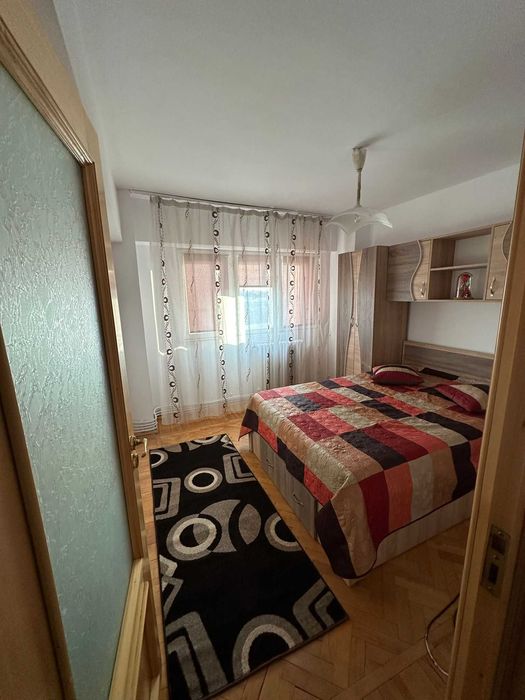 Apartament de închiriat