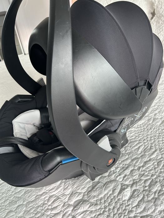 Столче за кола STOKKE Izi go modular X1 BY BESAFE