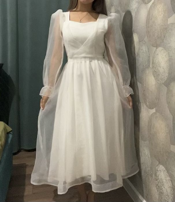 Выпускное белое платье, состояние идеальное