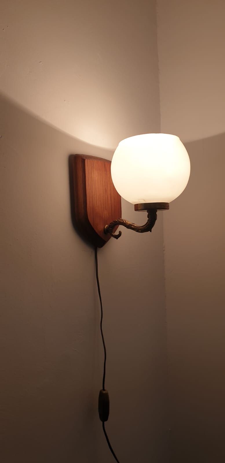 Accesoriu decorațiune înfrumusețare bronz opalina lemn Germania 1960