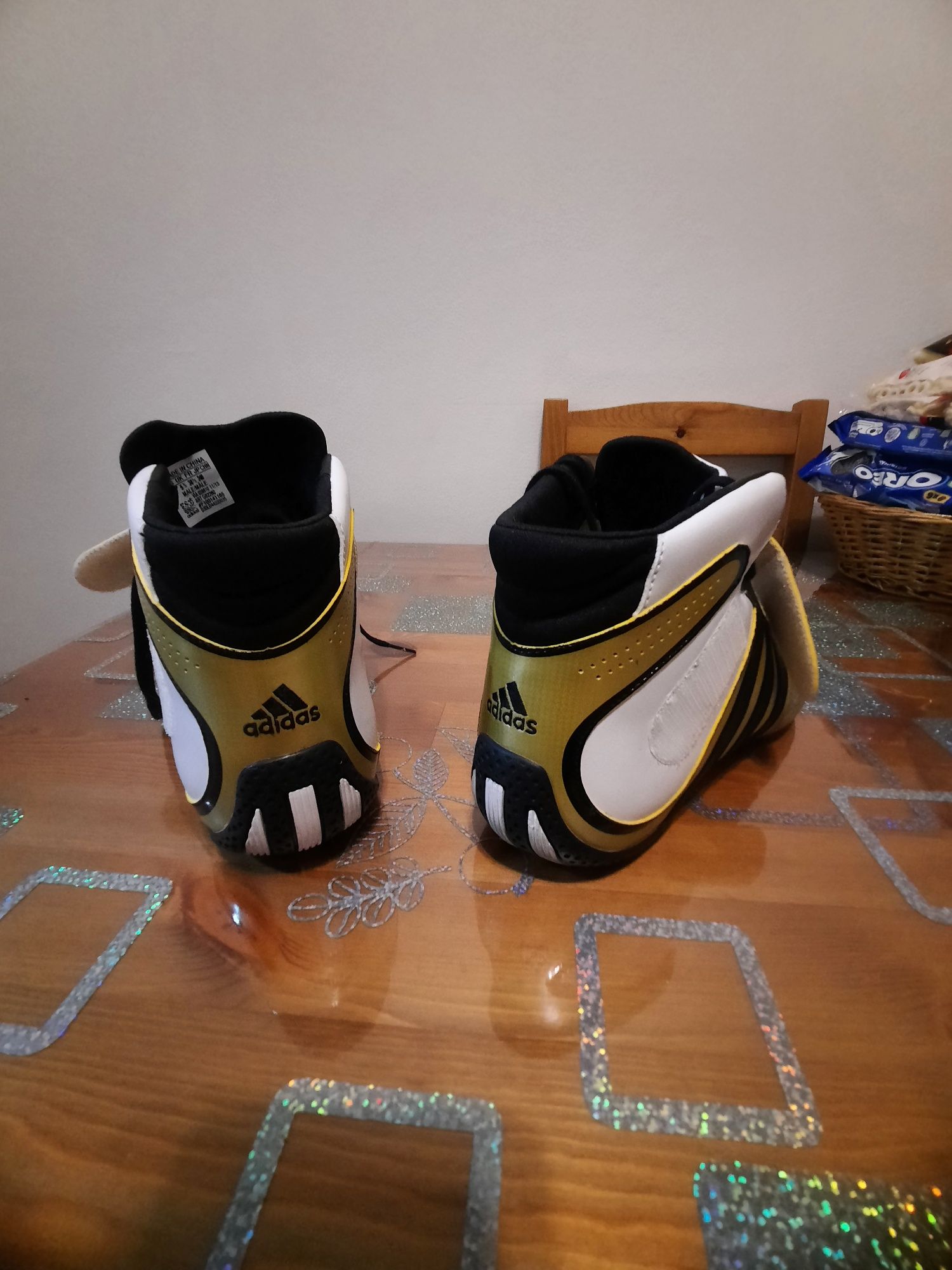 ADIDAS Încălțăminte  de sală și alergare