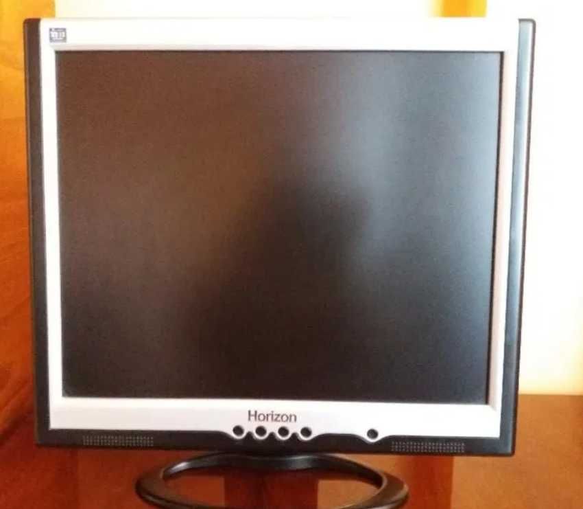 Vand Monitor LCD HORIZON 19'' inci