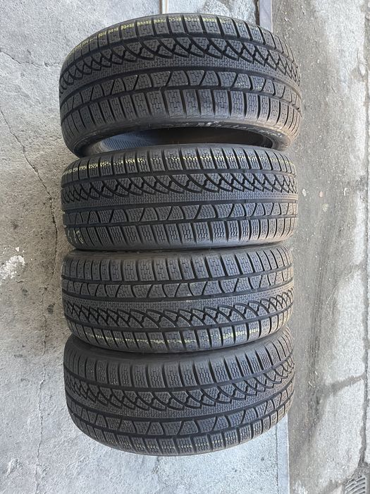 4 anvelope de iarna Petlas 215/50/18 ca noi