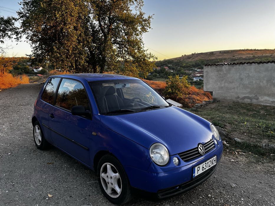 VW lupo.