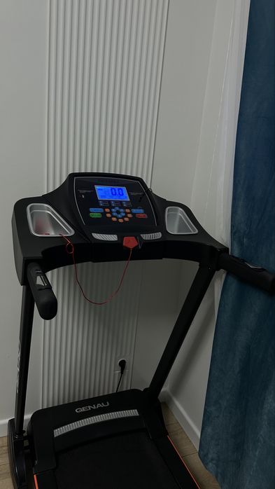 Беговая дорожка,состояние отличное