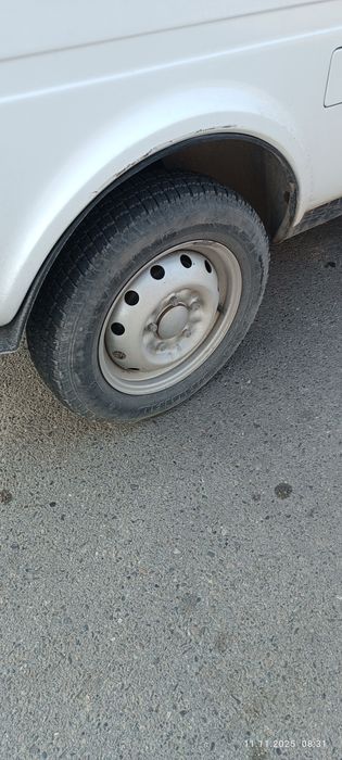 Продам покрышки от Нивы