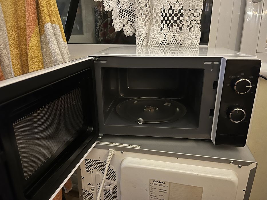 Микровълнова фурна Samsung