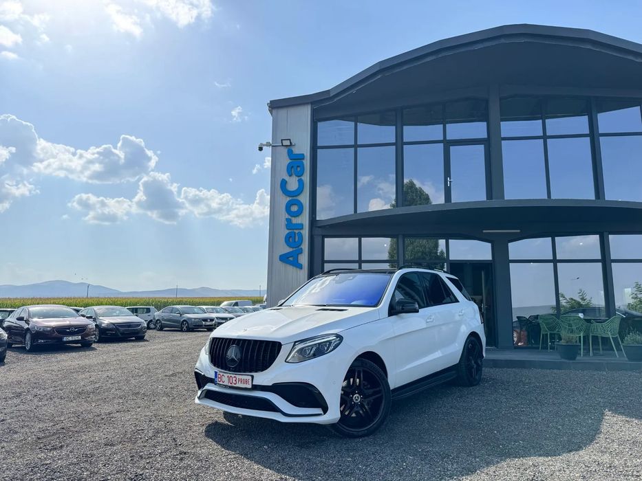 Mercedes-Benz GLE Mercedes-Benz GLE 350d 4Matic // Multibeam LED // Harman/Kardon