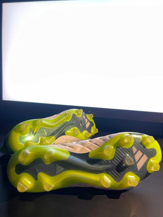Ghete de Fotbal Adidas Predator