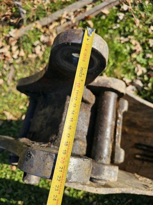 Cupă buldoexcavator