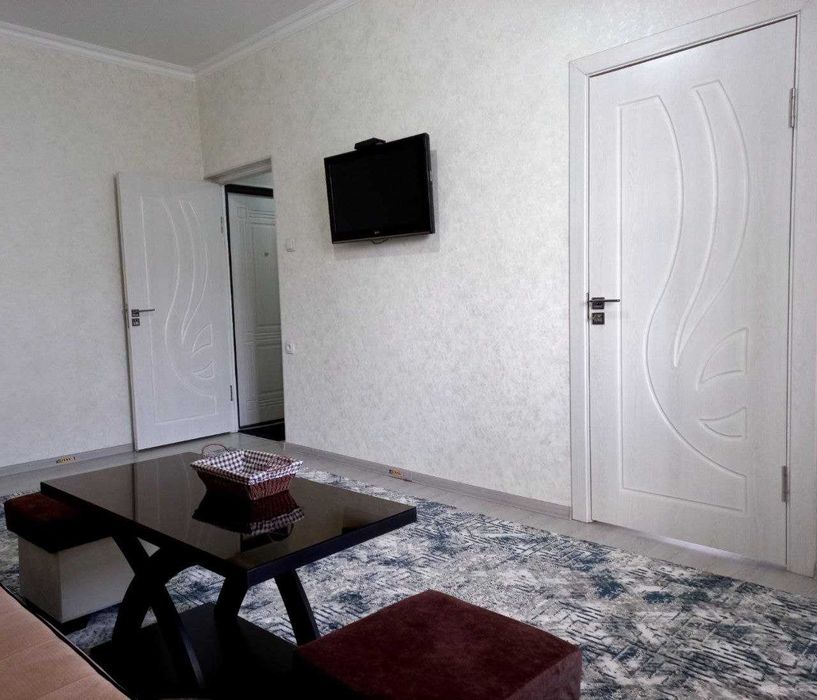 Сдам сво 2 ком кв,на Художников, 1 остановка до метро БИЙ