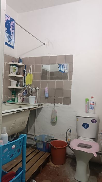 Продается 1-к квартира. Район 5/1. Взади ккафе Гузаль.
4-этаж. 40.кв.м