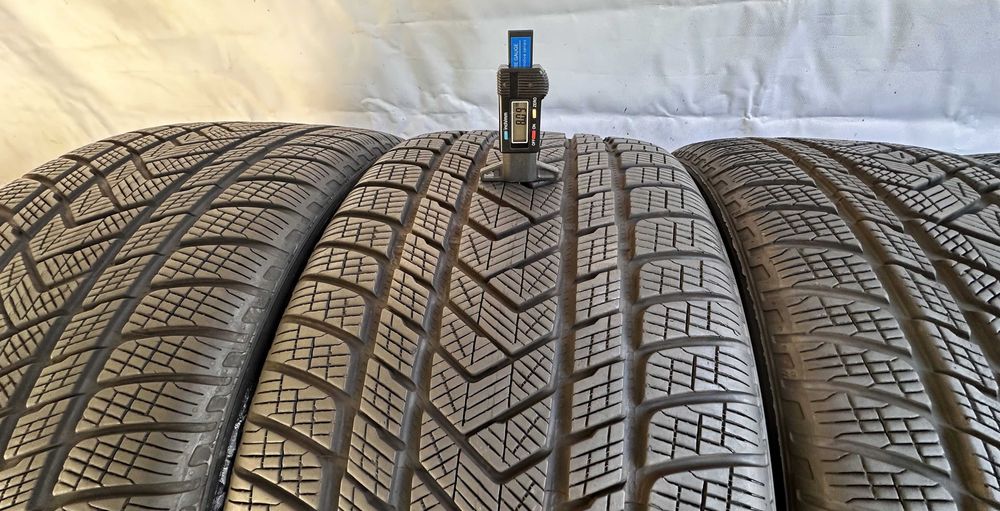 4бр пакет 265/40r21 и 305/35r21 PIRELLI Scorpion WINTER зимни