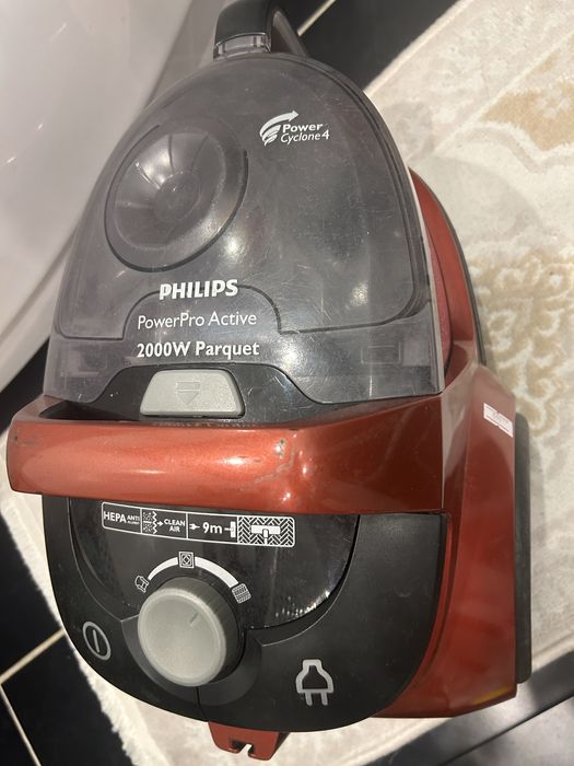 Пылесос на запчасти продам