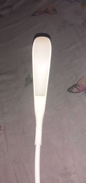 Продаёться настольная светодиодная лампа.POWER: 1.5 w.