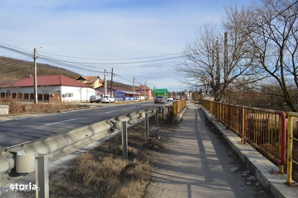 Valea Ursului - DN 7, Teren Stradal 2744 mp