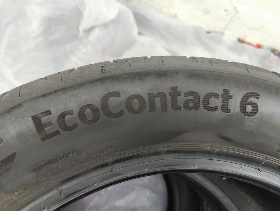Vând 4 cauciucuri Continental EcoContact 6 - 205/55/R17