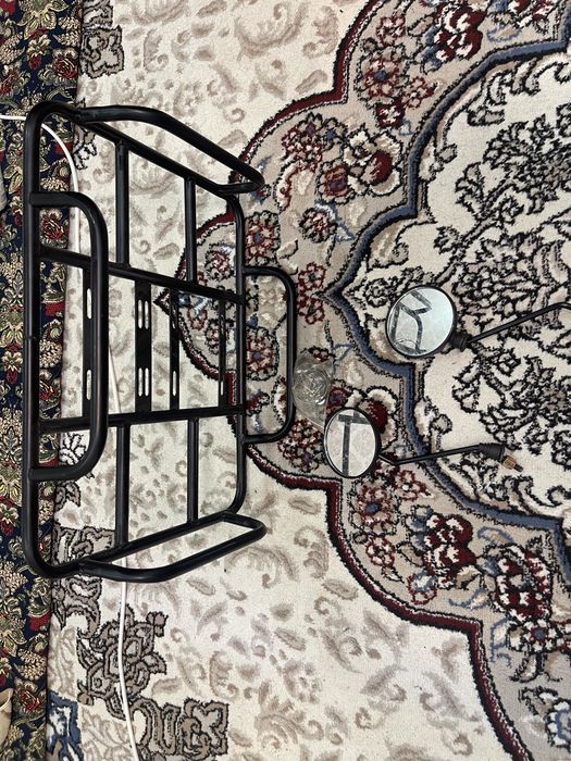 Bagajnik sotiladi srochni narxi 200.000 kelishiladi