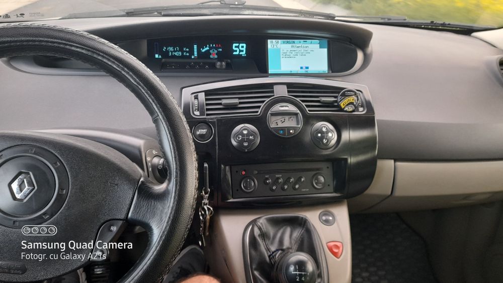 Vând Renault Scenic 2006 , 1.5 dci ,78kw.