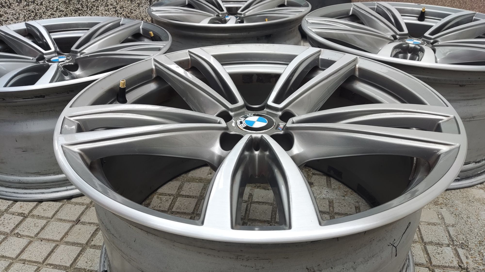 Bmw G30 G31 G32 G11 G12 G70 Style 647M R19 Джанти