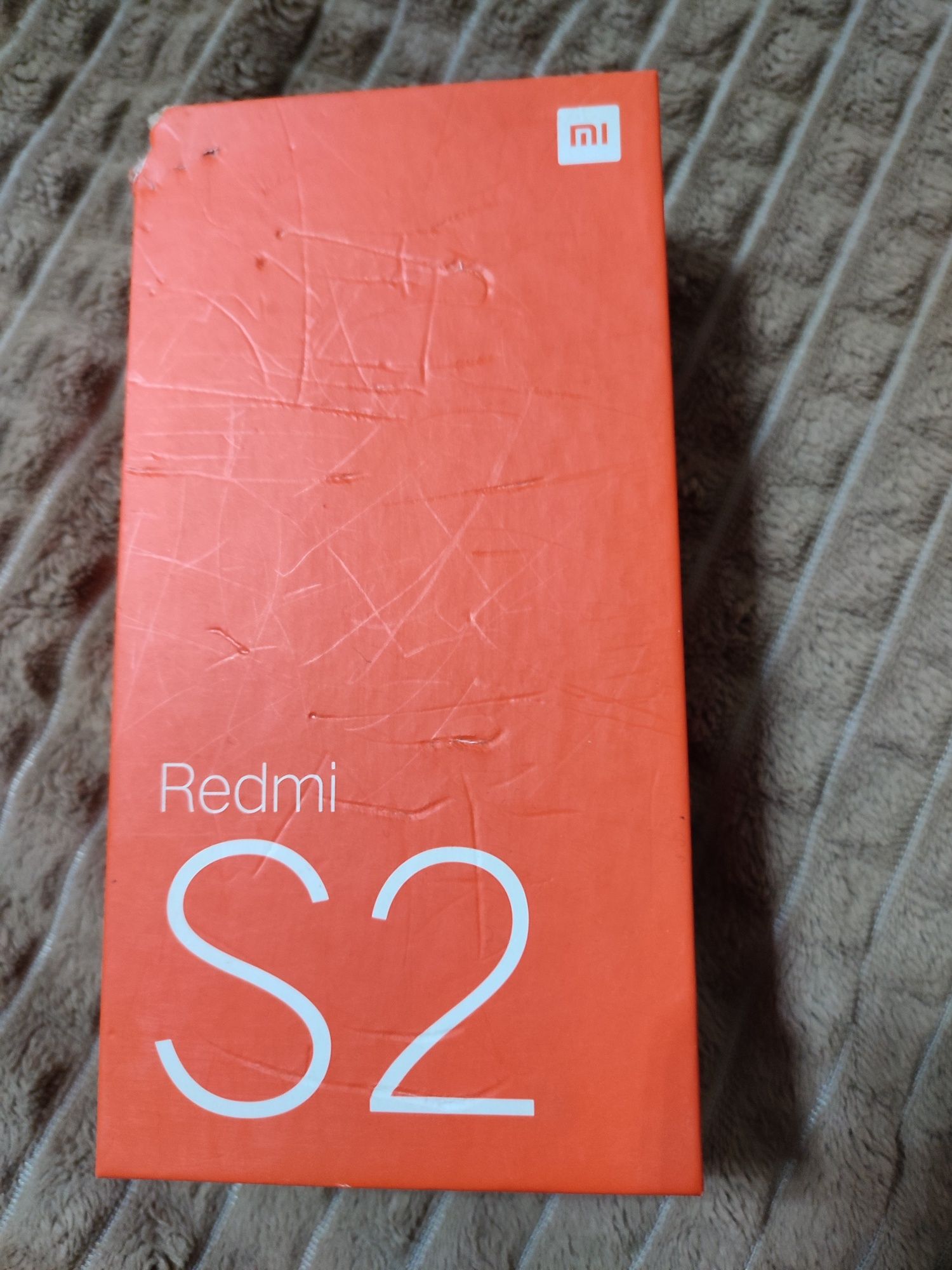 Телефон Redmi S 2, 4/64