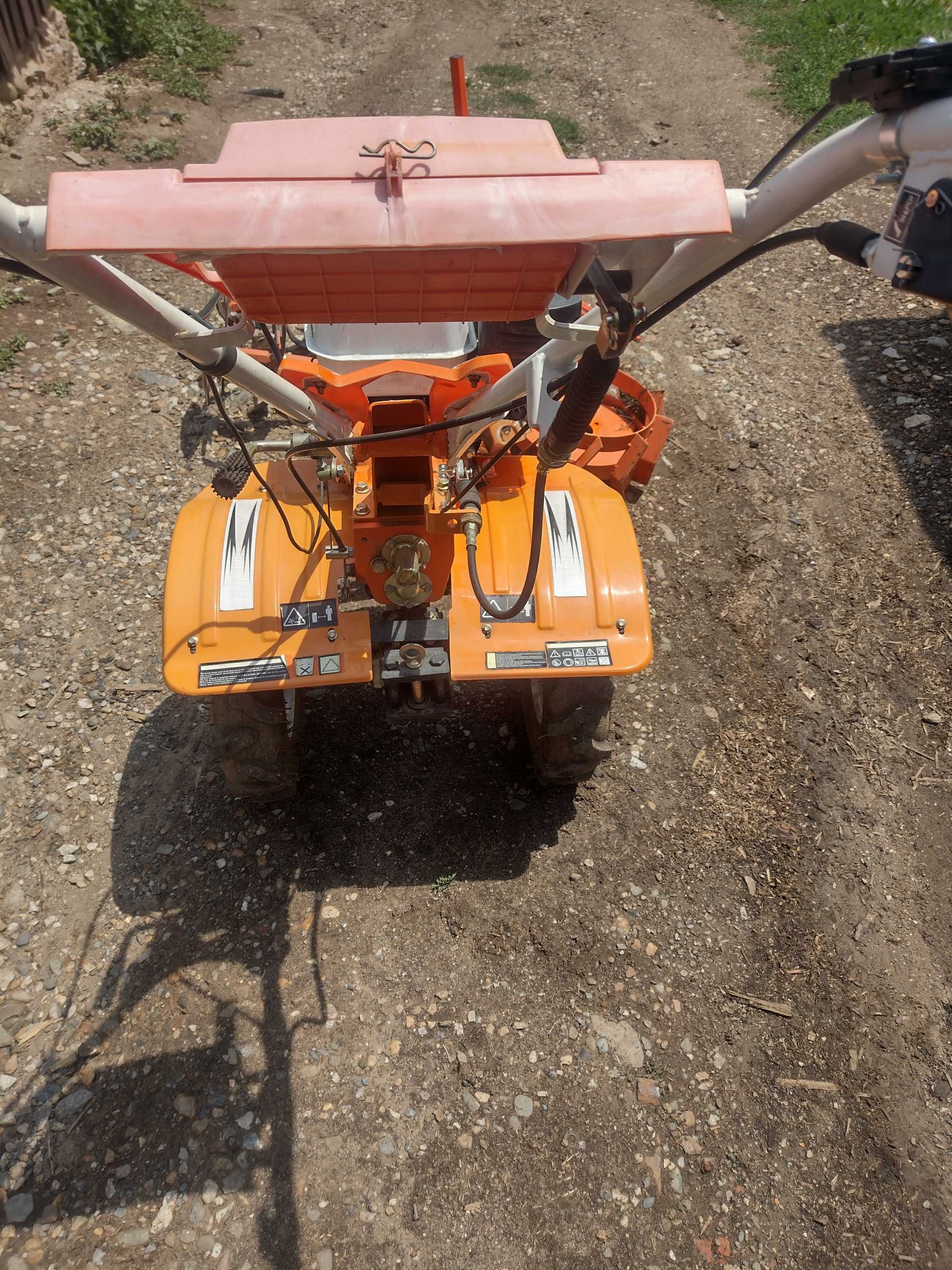 Vind motocultor ruris
