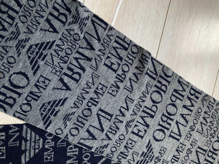 Emporio Armani Емпорио Армани двулицев  елегантен шал вълна и акрил