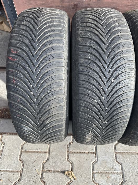 Cauciucuri iarna Michelin 205 60 16 6mm la 100 ron buc