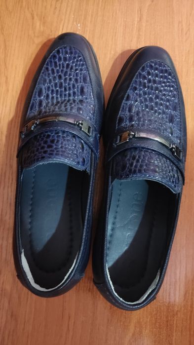 Продаются мужские туфли San+One