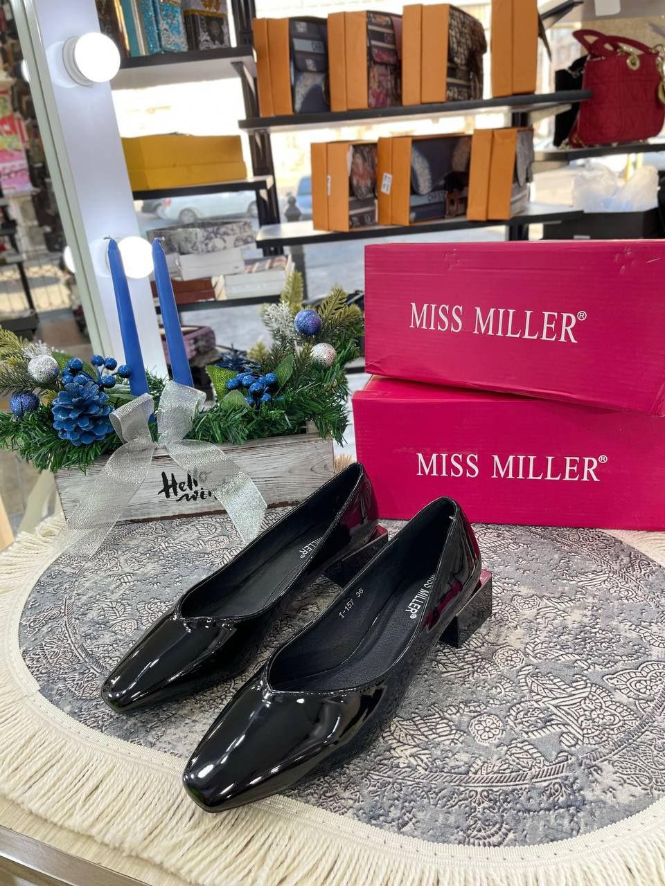Новый обувь Miss Miller