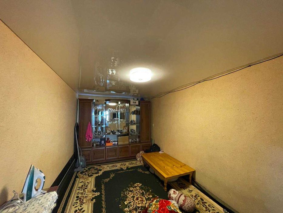 Срочно 2 хонали квартира сотилади №371