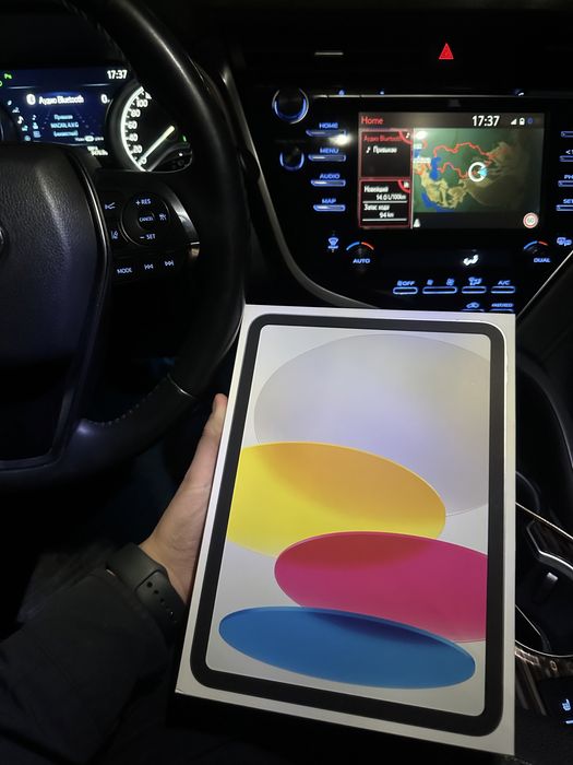 Продам Новый Ipad 10th gen a16 silver 128GB