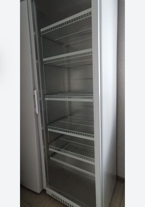 витринный холодильник