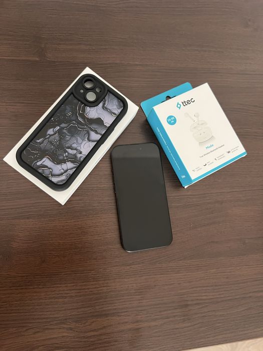 Като нов!  Iphone 15 с аксесоари | 128gb | 87%