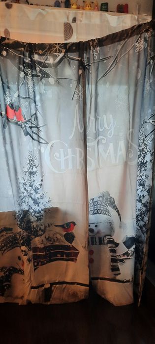 Perdele noi sărbători