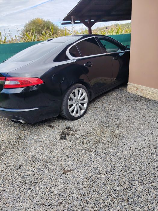 Vând Jaguar Xf 3.0