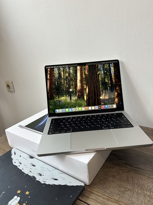 Macbook Pro 14 M2 Max 32/1tb