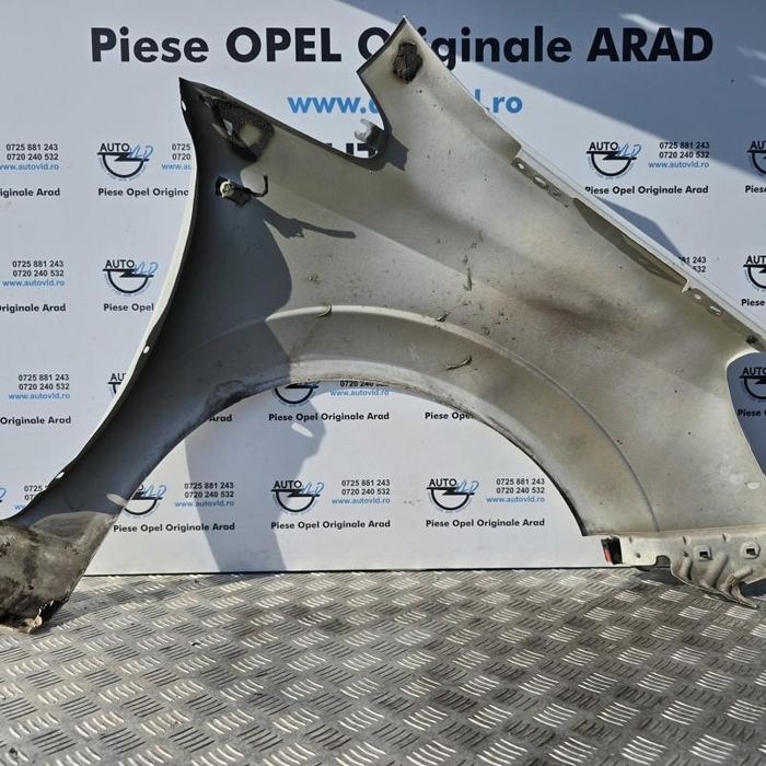 Aripa fata stanga Opel Zafira B