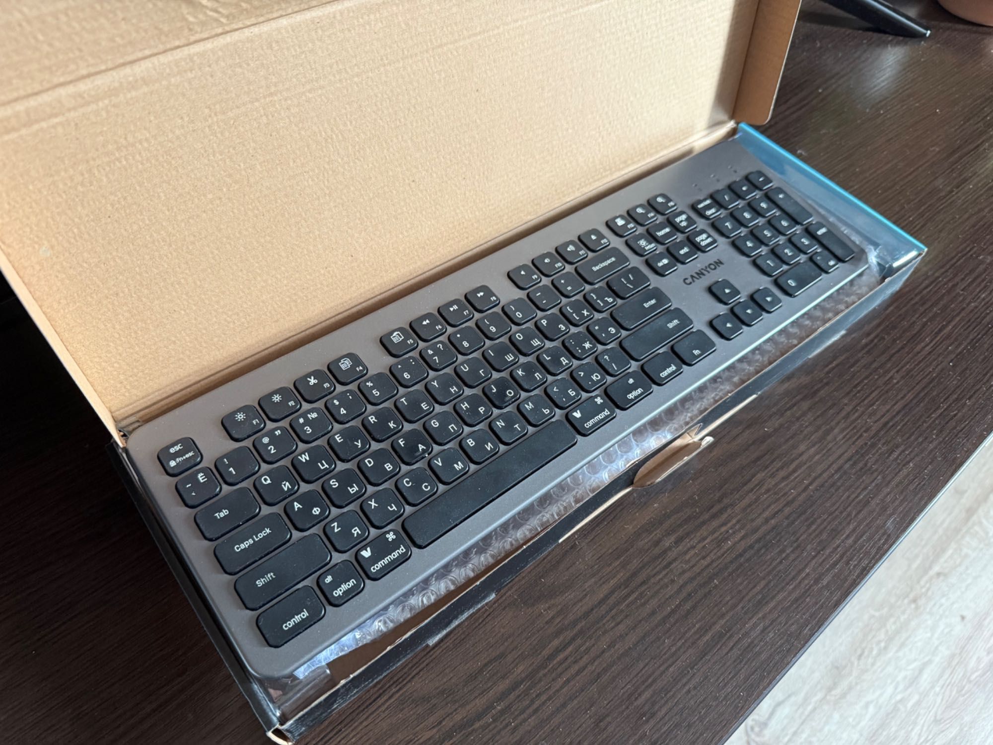 Беспроводная клавиатура Canyon BK10
