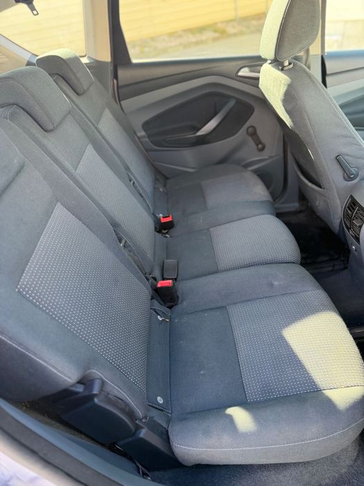 Ford C-Max 1.6 benzina 2011 125 CP