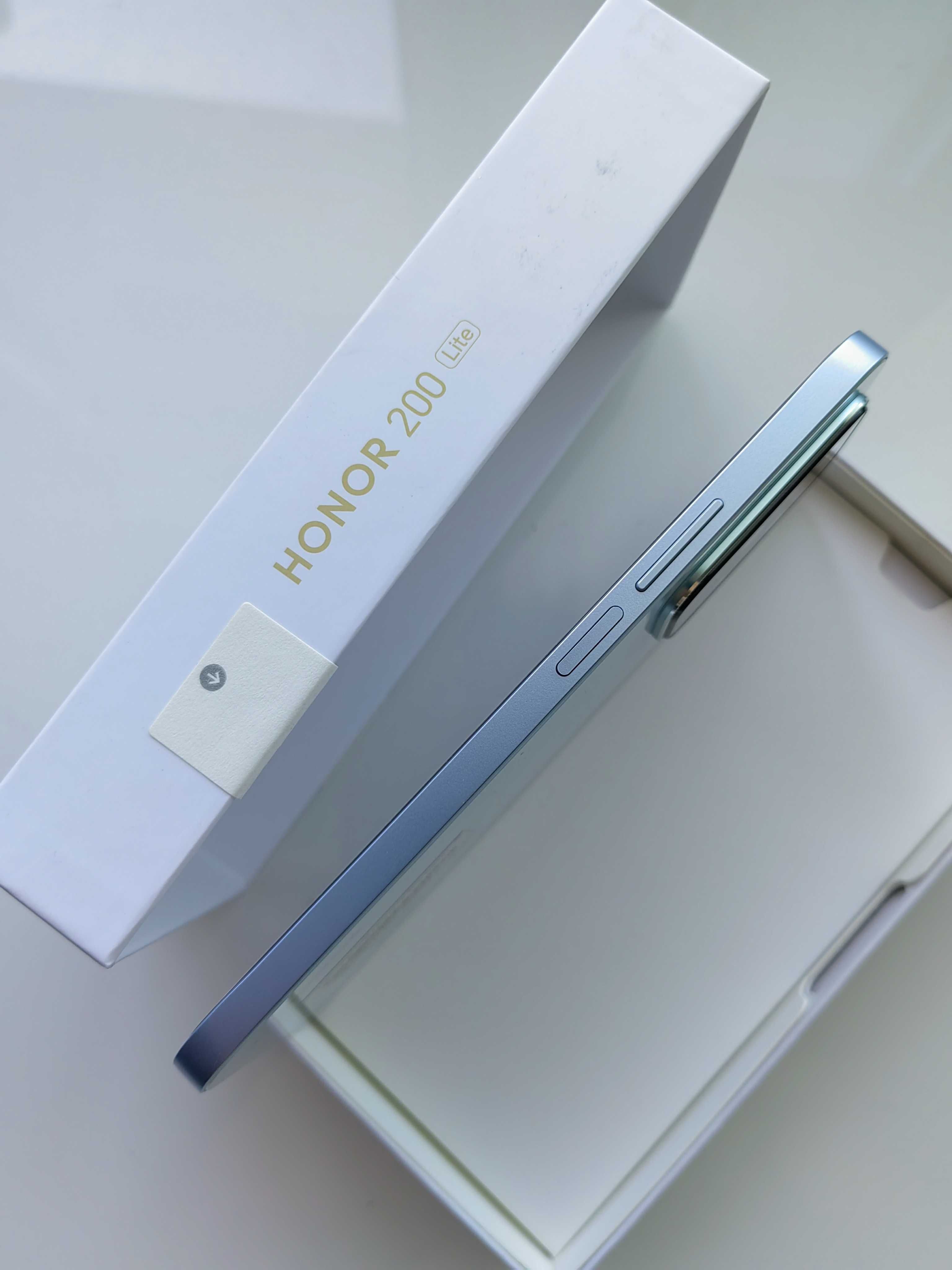Нов телефон Honor 200 Lite