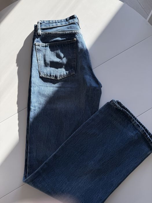 Дънки на марката Zara